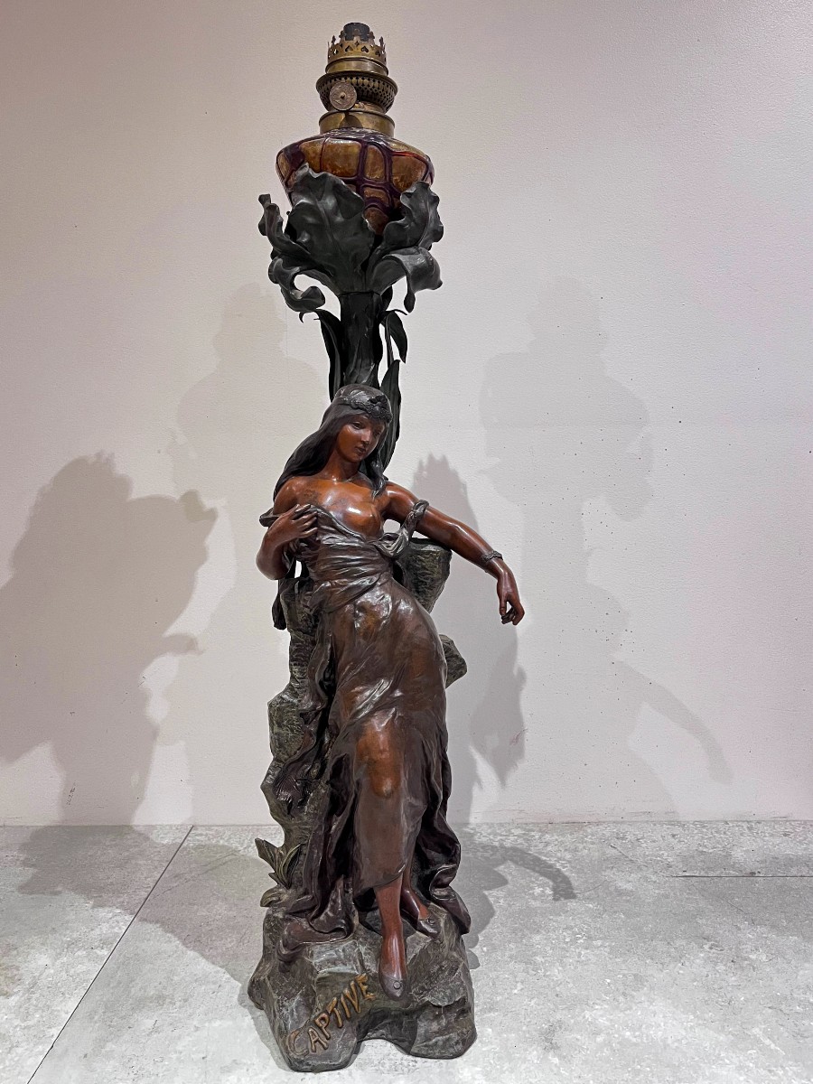 Regule Sculpture, Kerosene Lamp