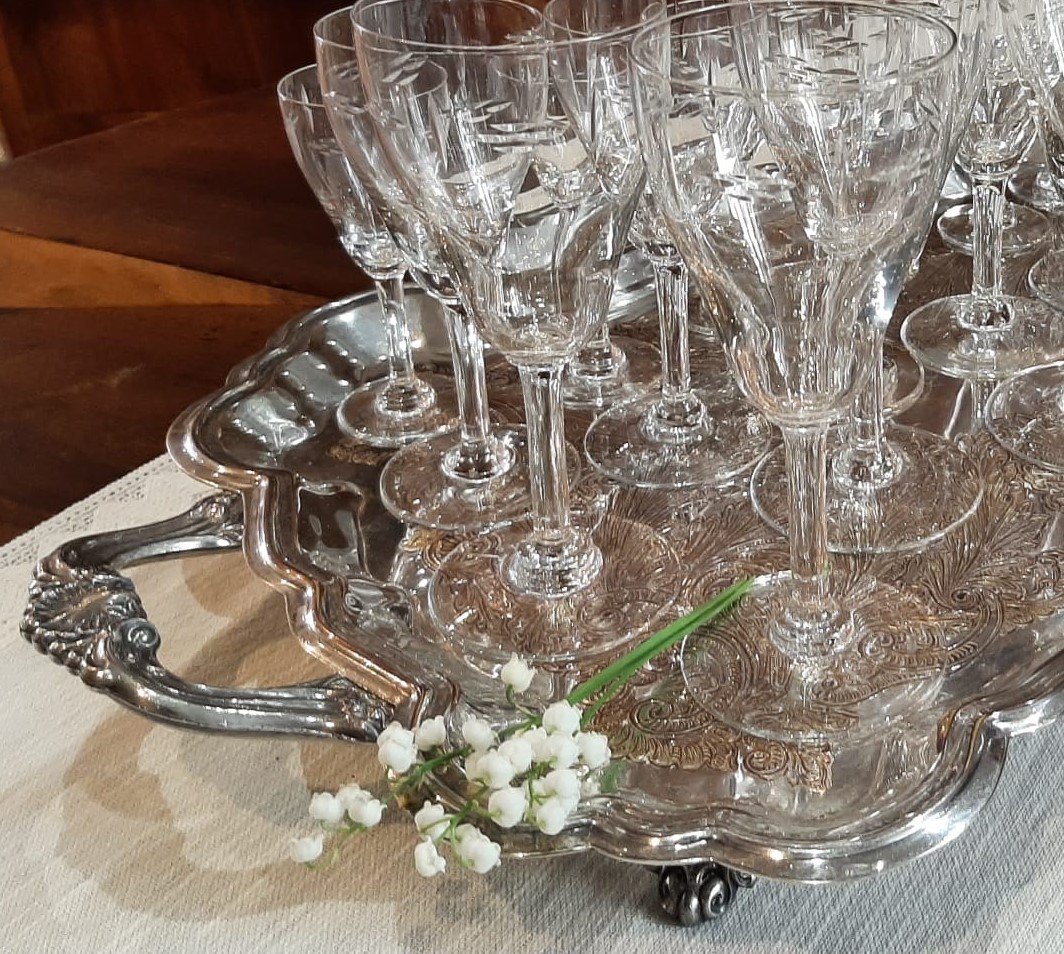 Elegant Set Of Art-deco Glasses And Decanters In Fine Chiseled Crystal - Early Twentieth Centur