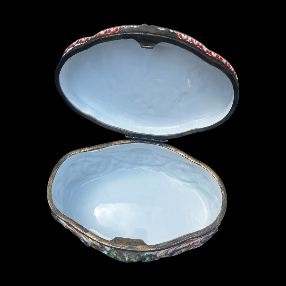 Capodimonte Porcelain Jewelry Box, 19th Century, Depicting Vulcan's Forge-photo-3