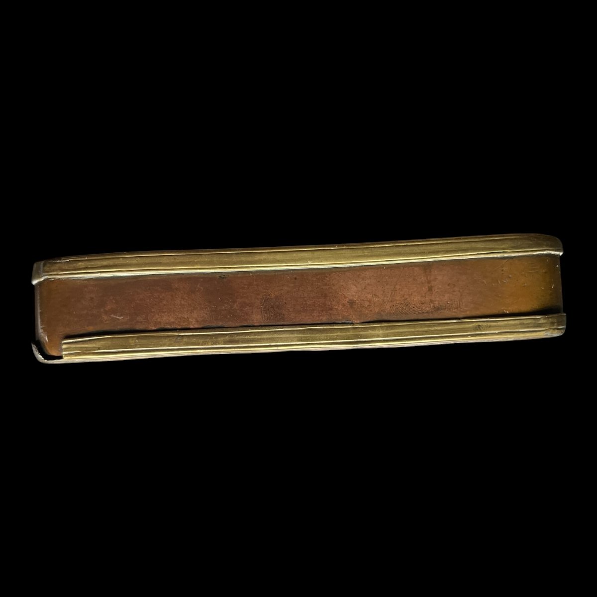 18th-century Snuffbox Made Of Brass And Repoussé Copper, Signed By Johann Heinrich Giese In Iserlohn-photo-1