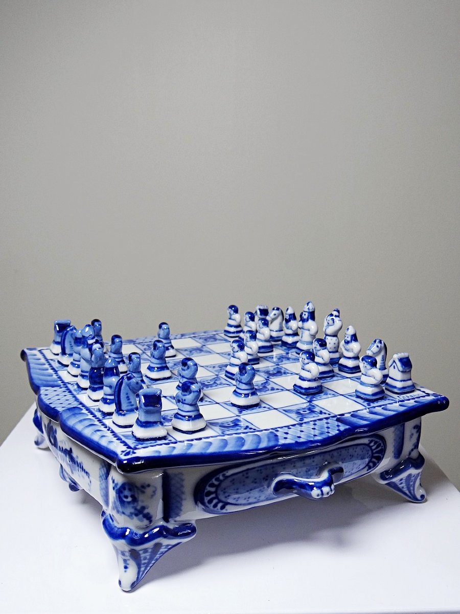Rare And Unique Gzhel Porcelain Travel Chess Set Signed Yuri Garanin-photo-3