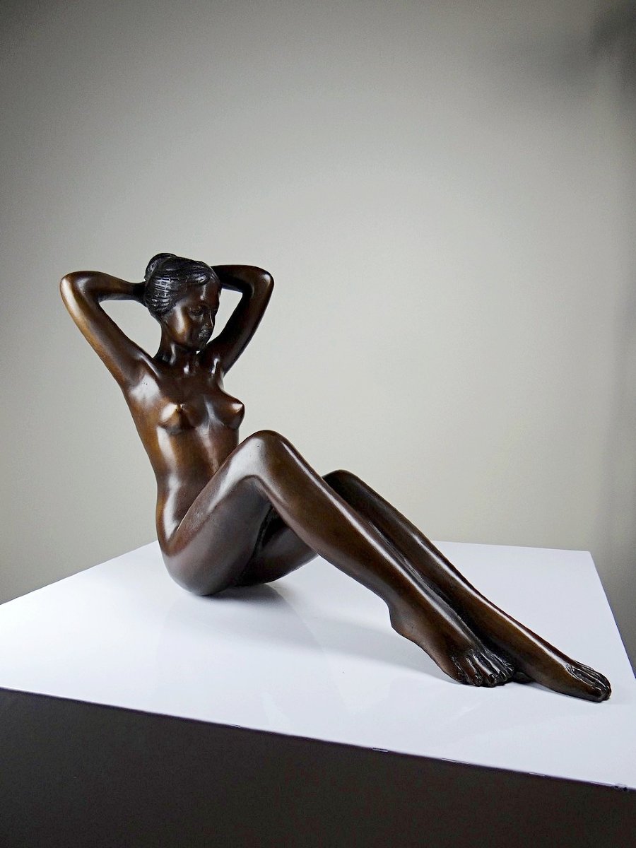 Large Nude Female Statuette, Venus In Vintage Bronze Charm-photo-3