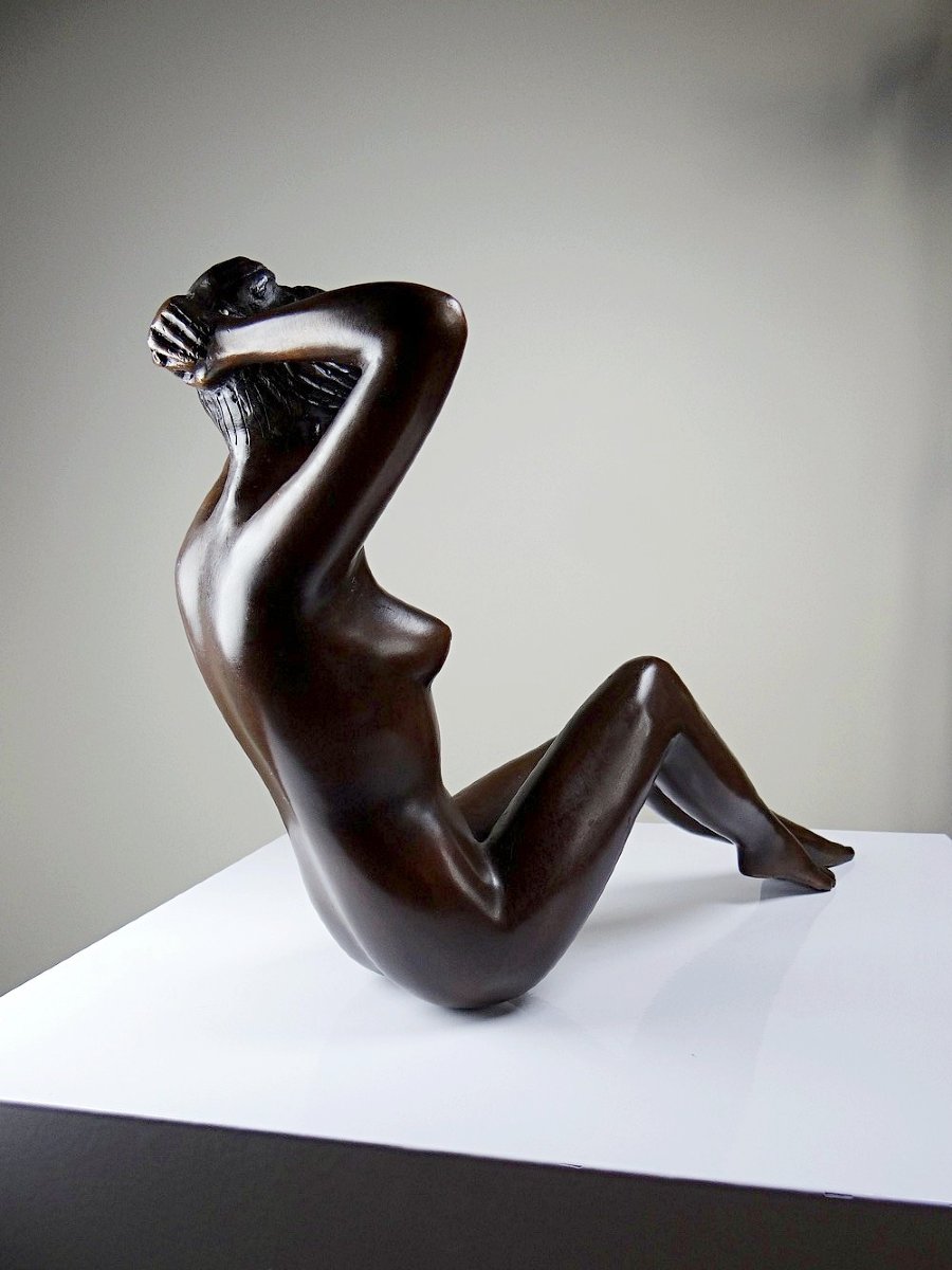 Large Nude Female Statuette, Venus In Vintage Bronze Charm-photo-2
