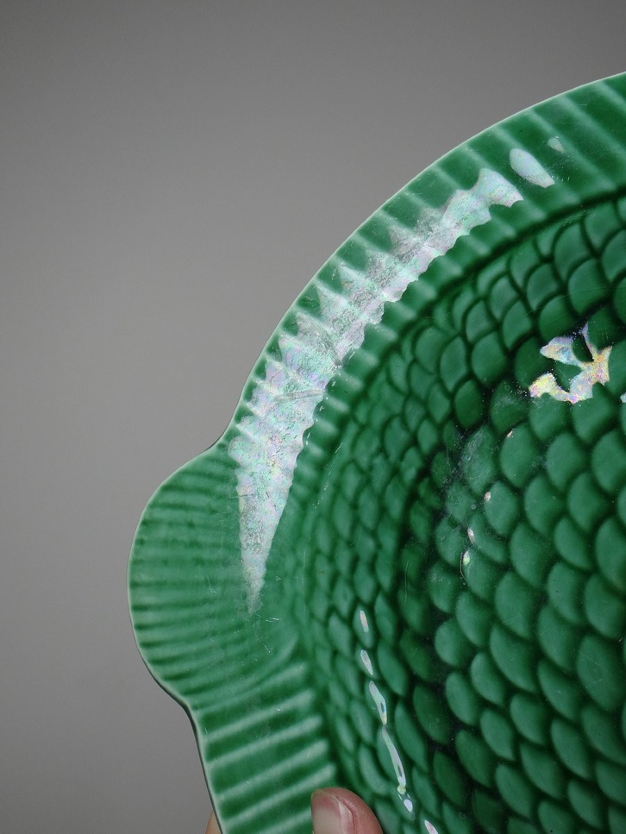 7 Old Flat Plates Of Green Fish Barbotine From Sarreguemines-photo-8