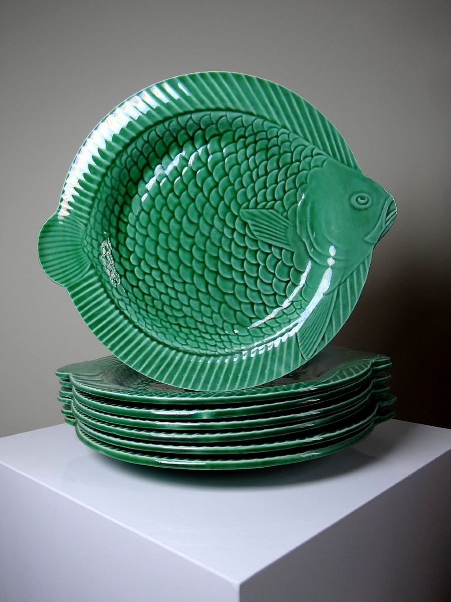 7 Old Flat Plates Of Green Fish Barbotine From Sarreguemines