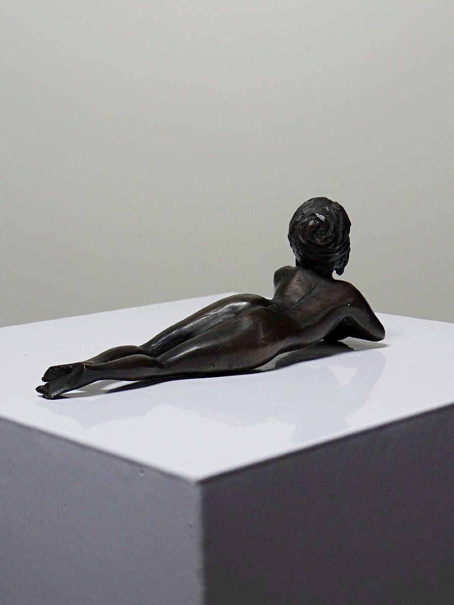 Small Mid-century Bronze, Small Bather, Reclining Nude Woman-photo-3