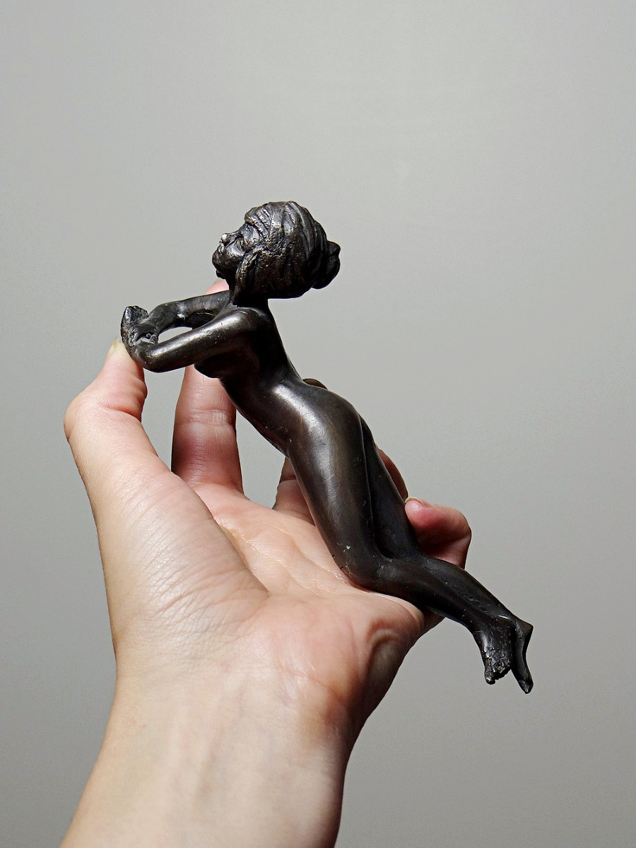 Small Mid-century Bronze, Small Bather, Reclining Nude Woman-photo-8