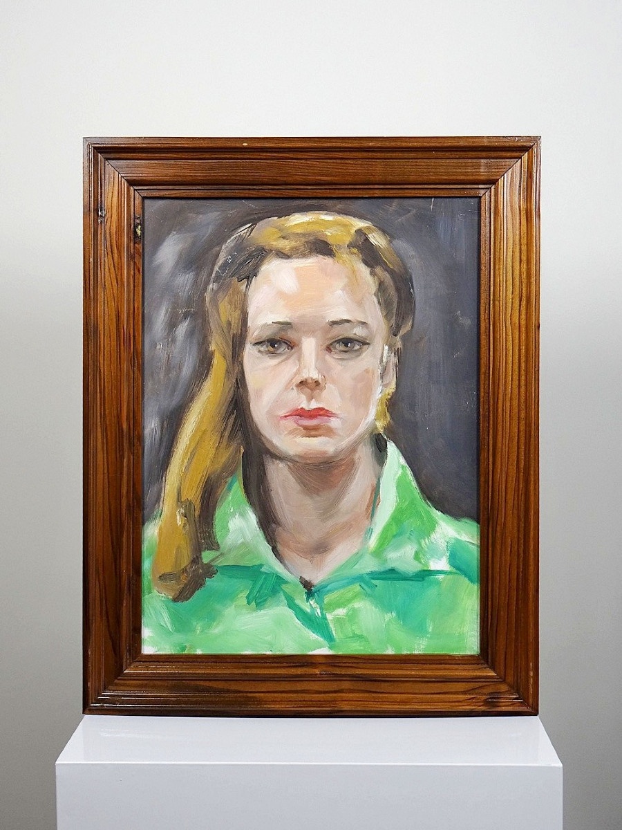 Portrait "La Femme en vert" vintage huile sur carton entoilé encadrement bois
