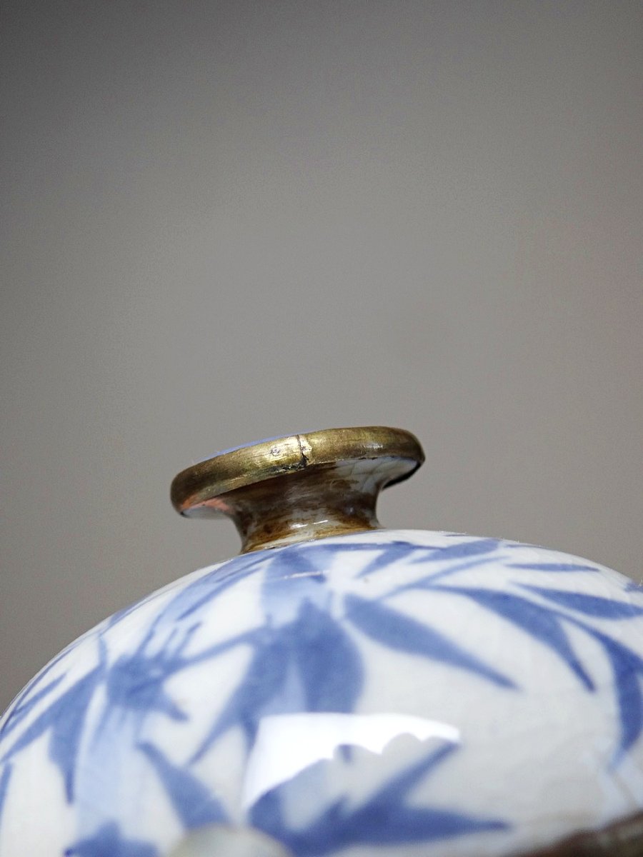 Trio Of Gaiwans, Small Chinese Covered Tea Cups, Hand-painted Porcelain-photo-4