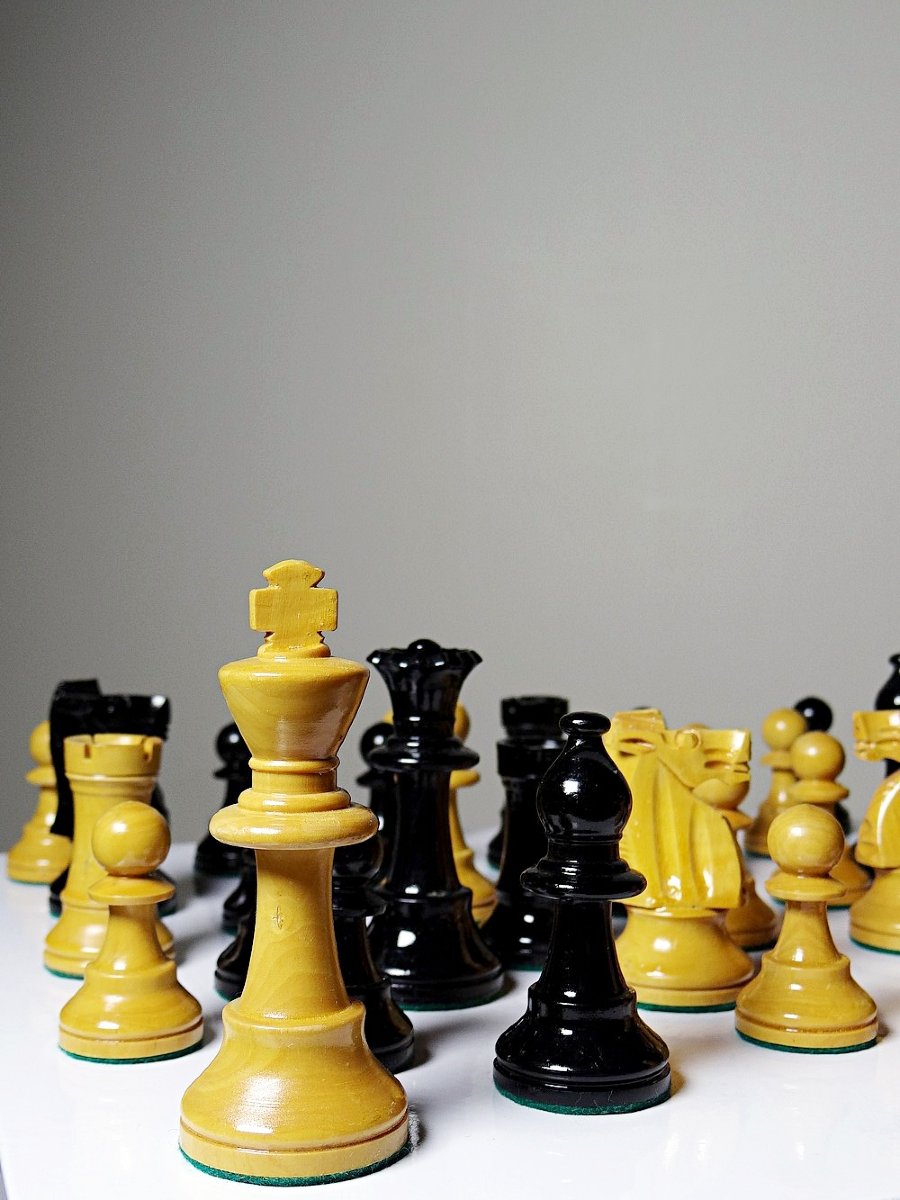 Classic Vintage Turned Wood Staunton Chess Set King 9cm-photo-1
