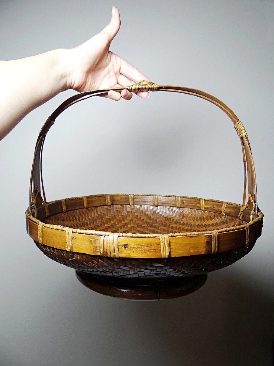 Large Vintage Asian Bamboo Offering Basket 1920–1950-photo-4
