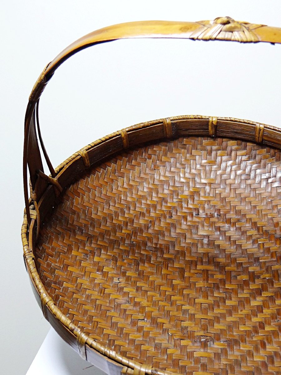 Large Vintage Asian Bamboo Offering Basket 1920–1950-photo-1