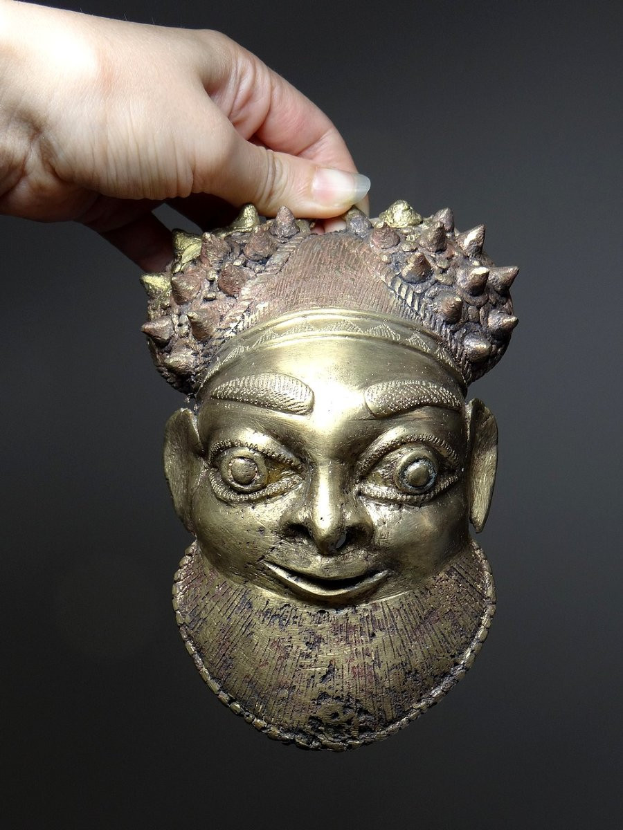 Petit masque d'Oba bronze doré Bamoun, Cameroun, vintage Afrique-photo-3