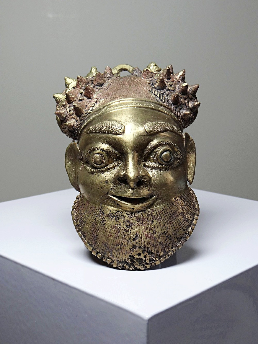 Petit masque d'Oba bronze doré Bamoun, Cameroun, vintage Afrique