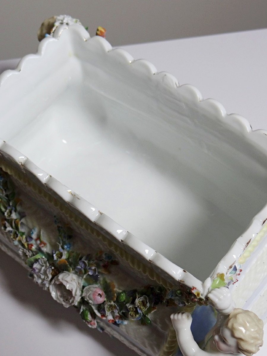Small Antique German Porcelain Planter Putti 19th Century Meissen Style-photo-1
