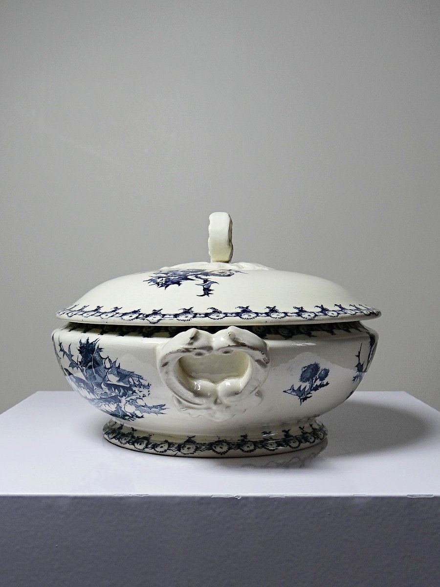 Soupière ancienne 1890-1910 porcelaine opaque terre de fer Gien modèle Chardons-photo-2