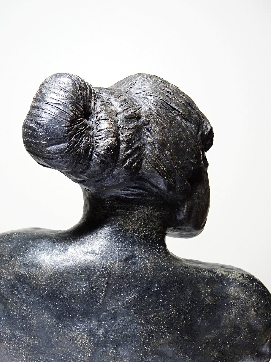 20th-century Ceramic Bust Of A Woman, Signed Handcrafted Work Of Art-photo-4