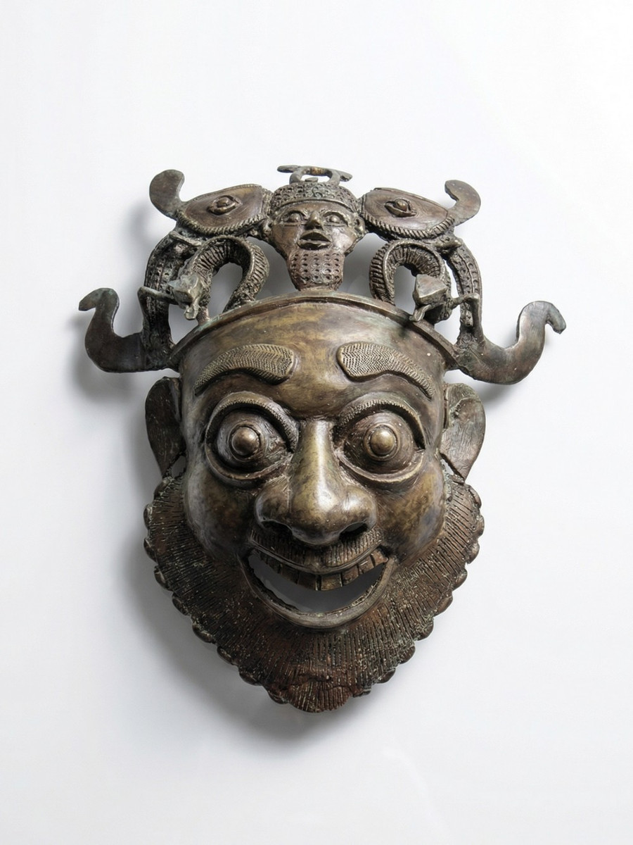 Vintage African Wall Mask In Lost-wax Bronze From Bamoun, Cameroon, 1960s-1980s 