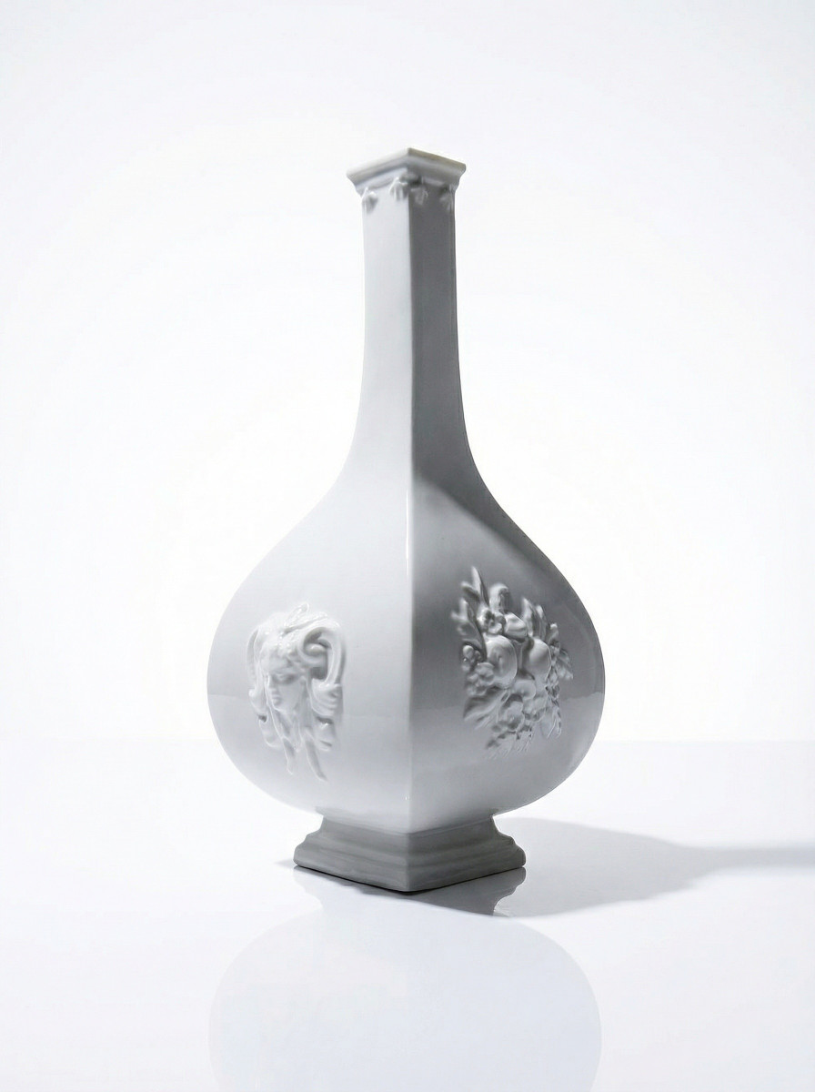 Petit vase reproduction Meissen 1715-1720 par Sheffield & Haviland Limoges