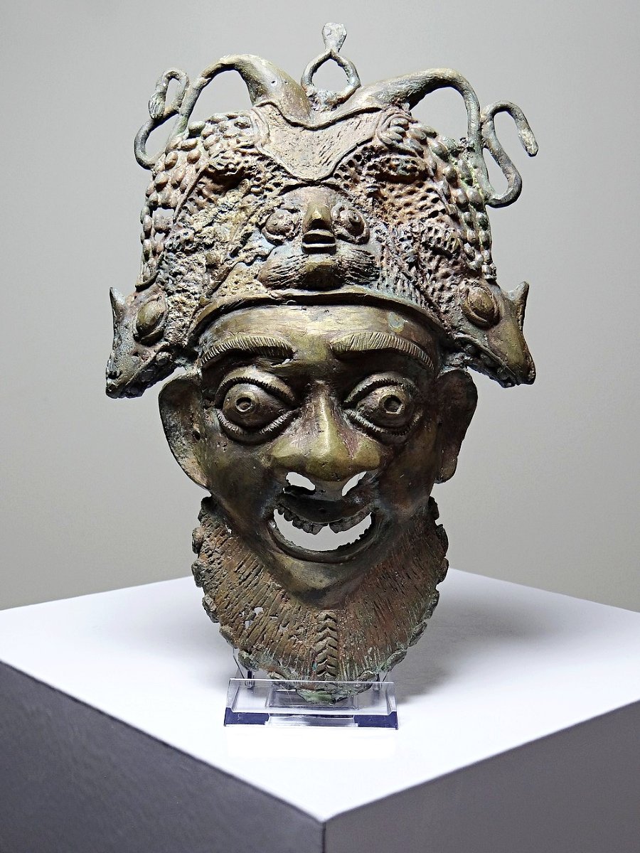 Vintage African Lost-wax Bronze Mask From Bamoun, Cameroon, 20th Century -photo-1