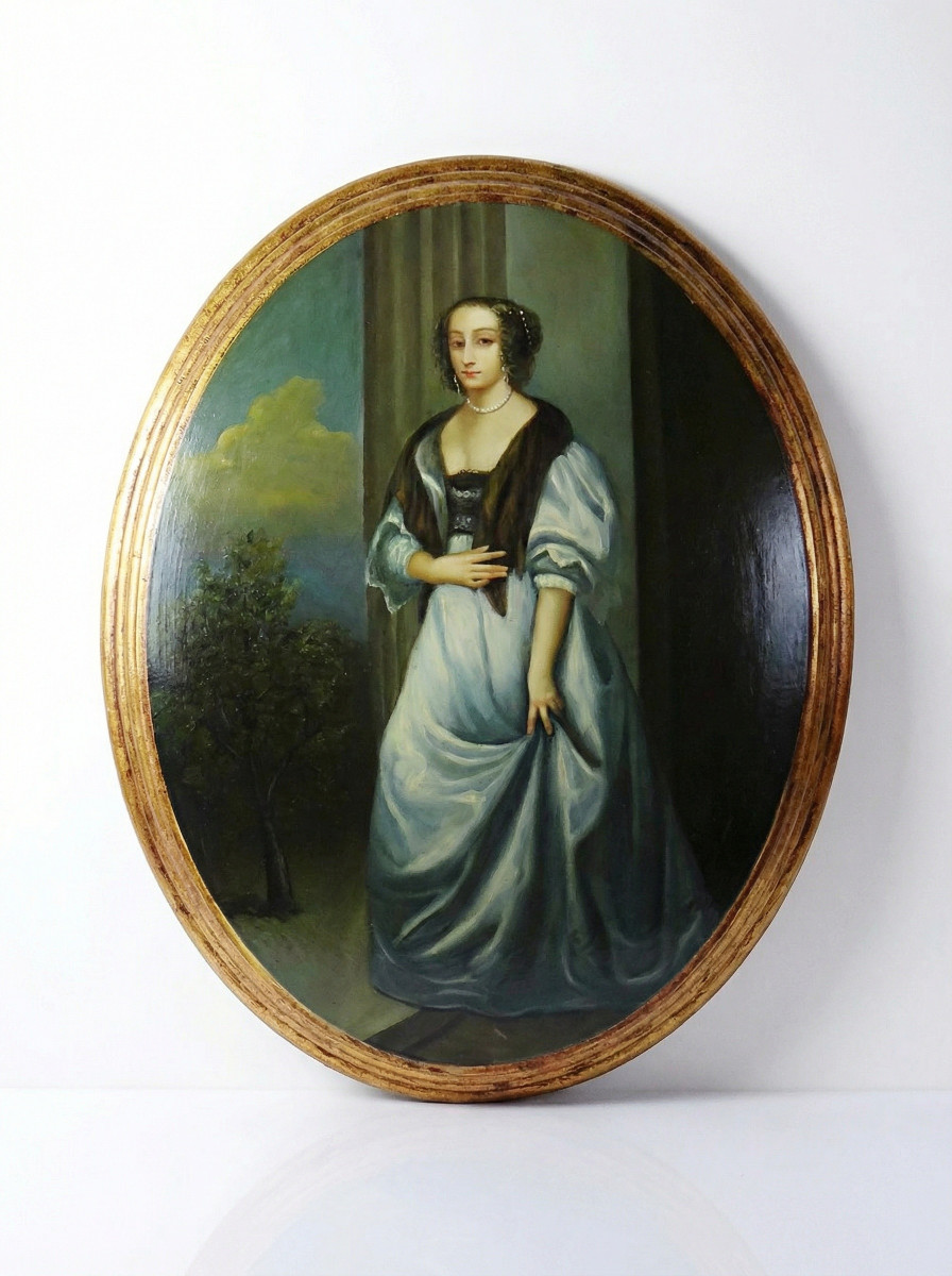 Large Elegant Medallion Portrait, Oil On Convex Venetian Wood, 1960s-70s