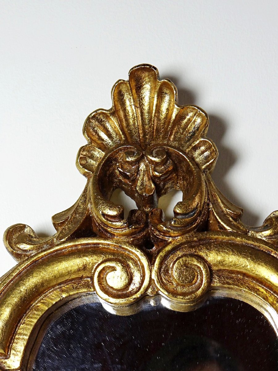 Vintage Rococo Gilt Wall Mirror, Italy, Circa 1950-1970, Wood And Gilt Stucco-photo-1