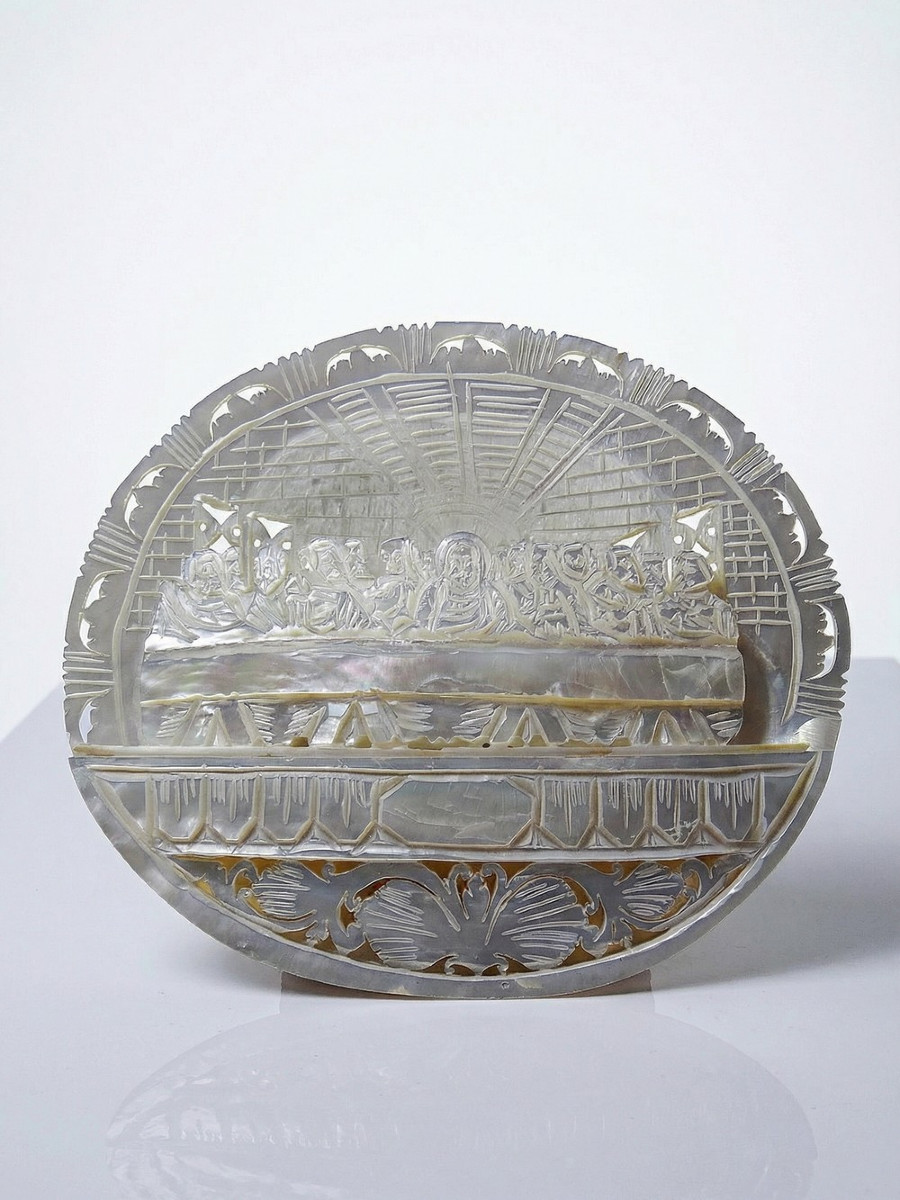 Carved Mother-of-pearl Votive Plaque, "the Last Supper", Bethlehem Craftsmanship, 20th Century