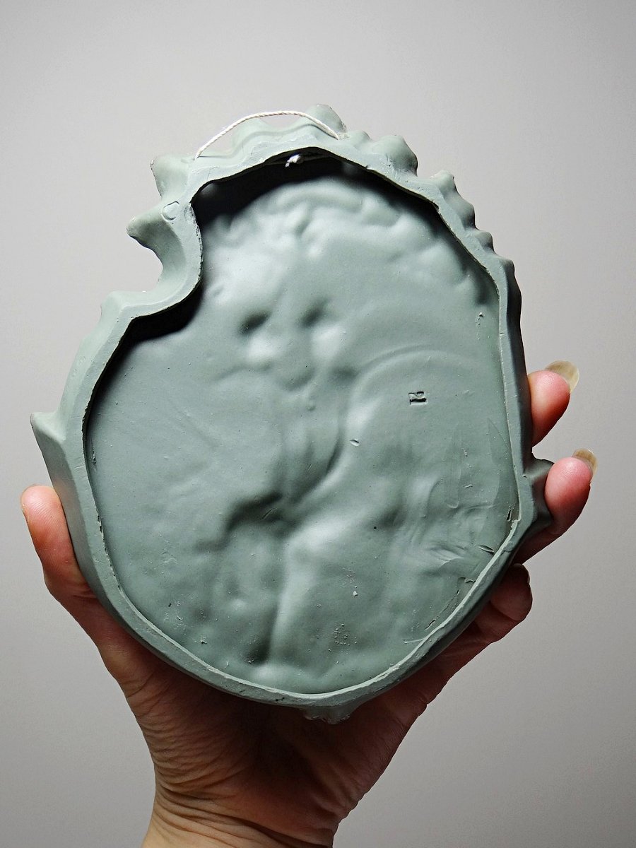 Antique 19th-20th Century Rococo Two-tone Biscuit Porcelain Wall Medallion, Jasperware-photo-7