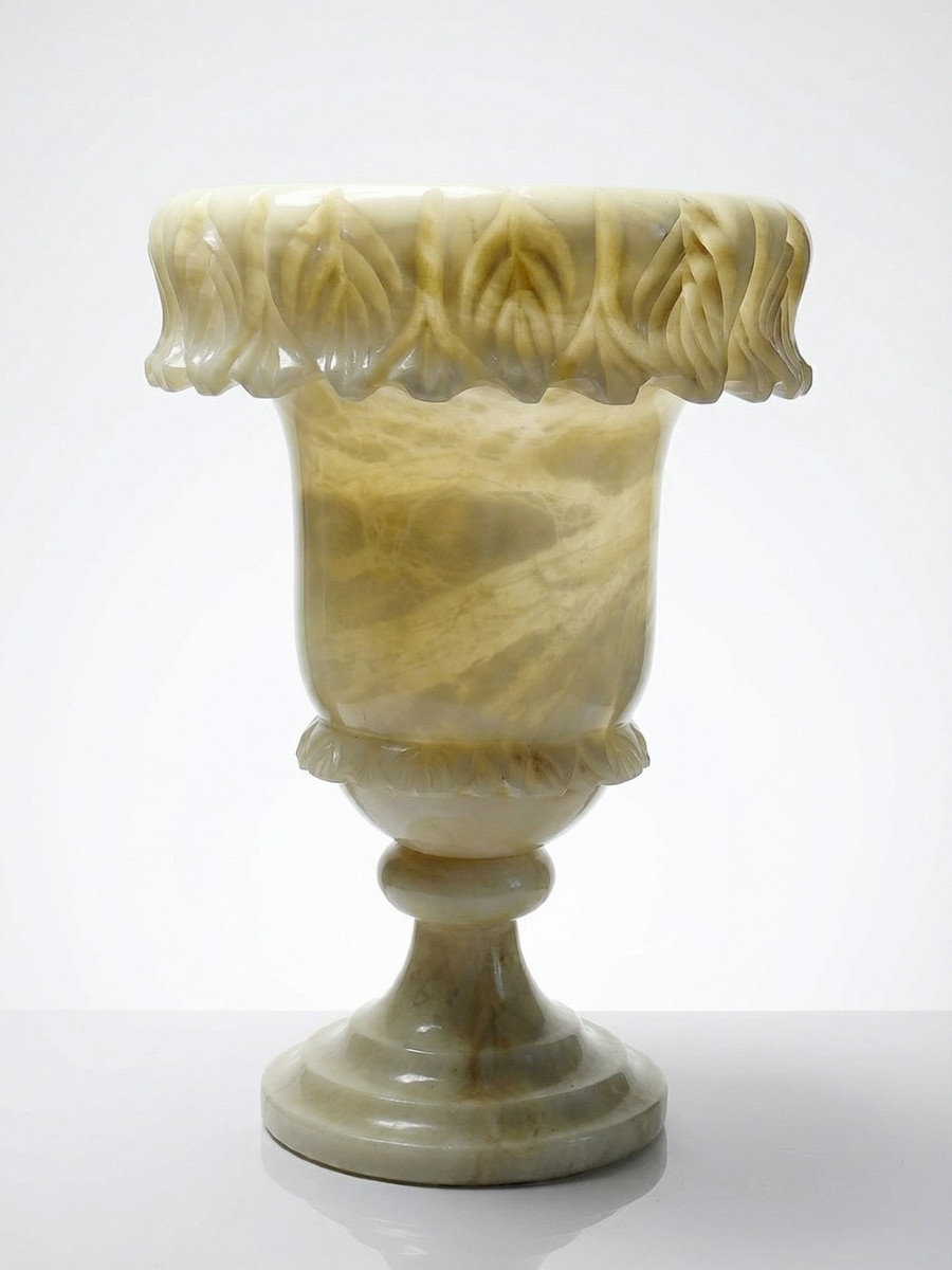 Corps de lampe, potiche, jardinière Médicis en albatre blanc beige Italie XXe