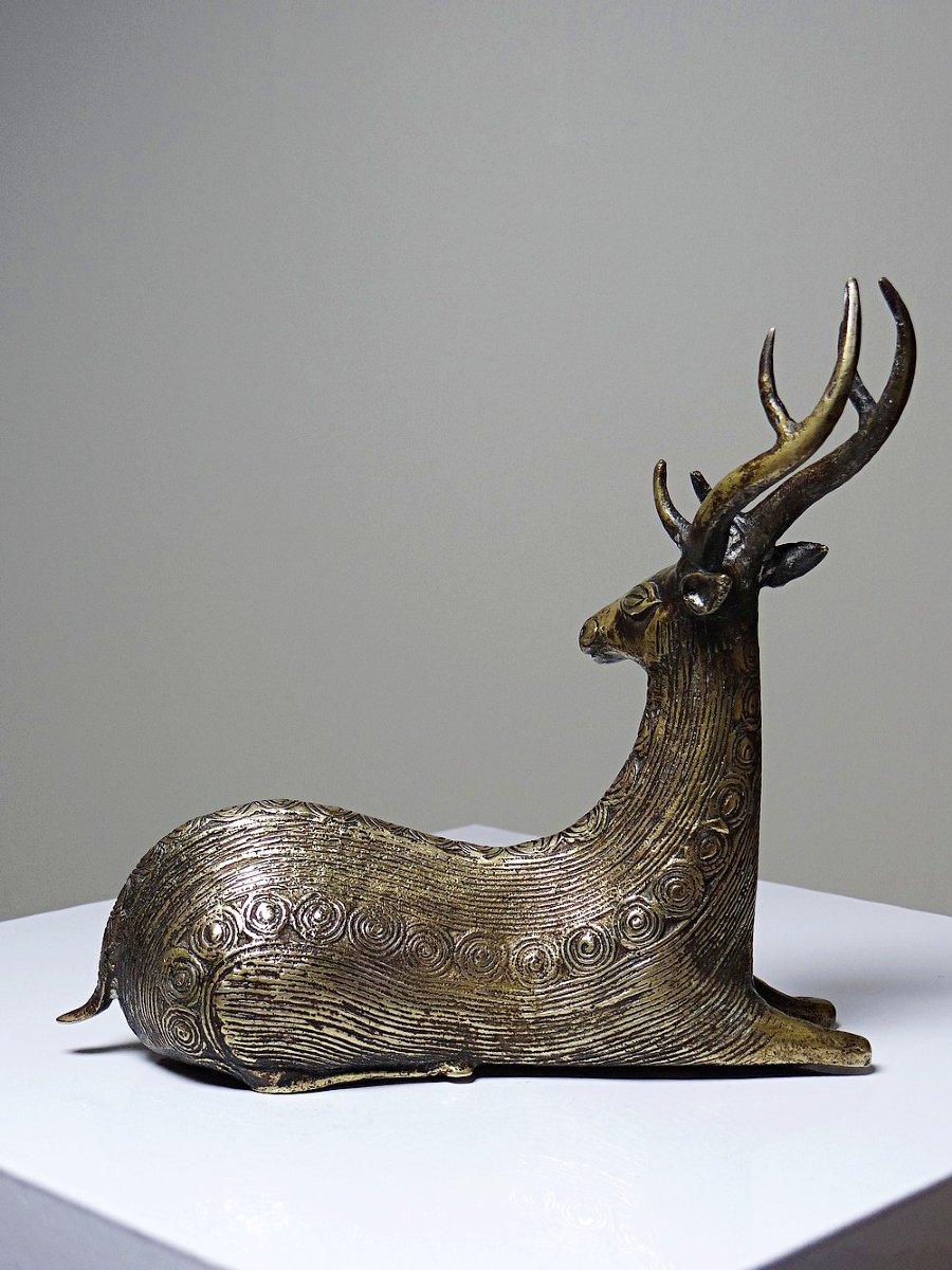 Decorative Reclining Deer Figure In Brass, Dhokra, India, Mid To Late 20th Century Craftsmanship -photo-5