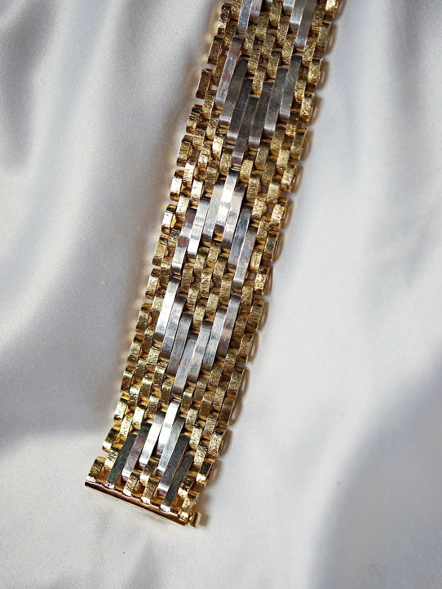 Italian 1980s Woven Mesh Fancy Cuff Bracelet In Gold And Silver Metal-photo-4