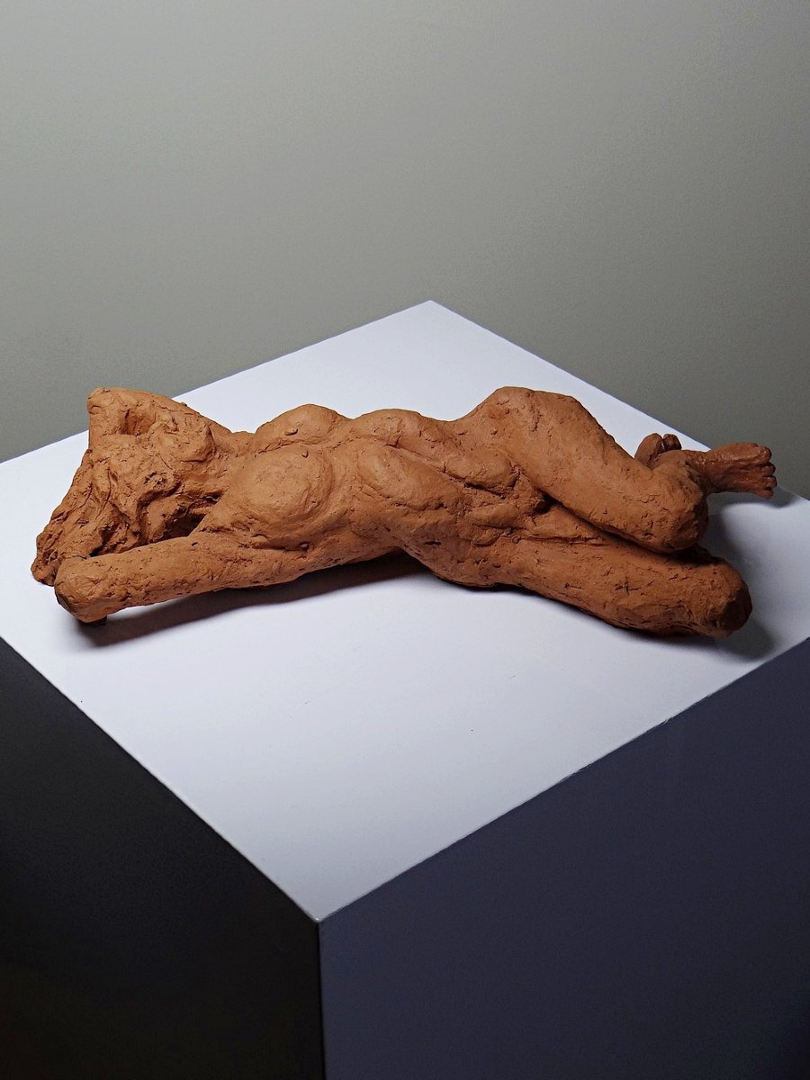 Signed, Raw Terracotta Sculpture Of A Reclining Female Nude, 1970s-1980s-photo-3
