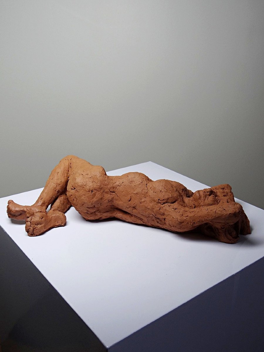 Signed, Raw Terracotta Sculpture Of A Reclining Female Nude, 1970s-1980s-photo-4