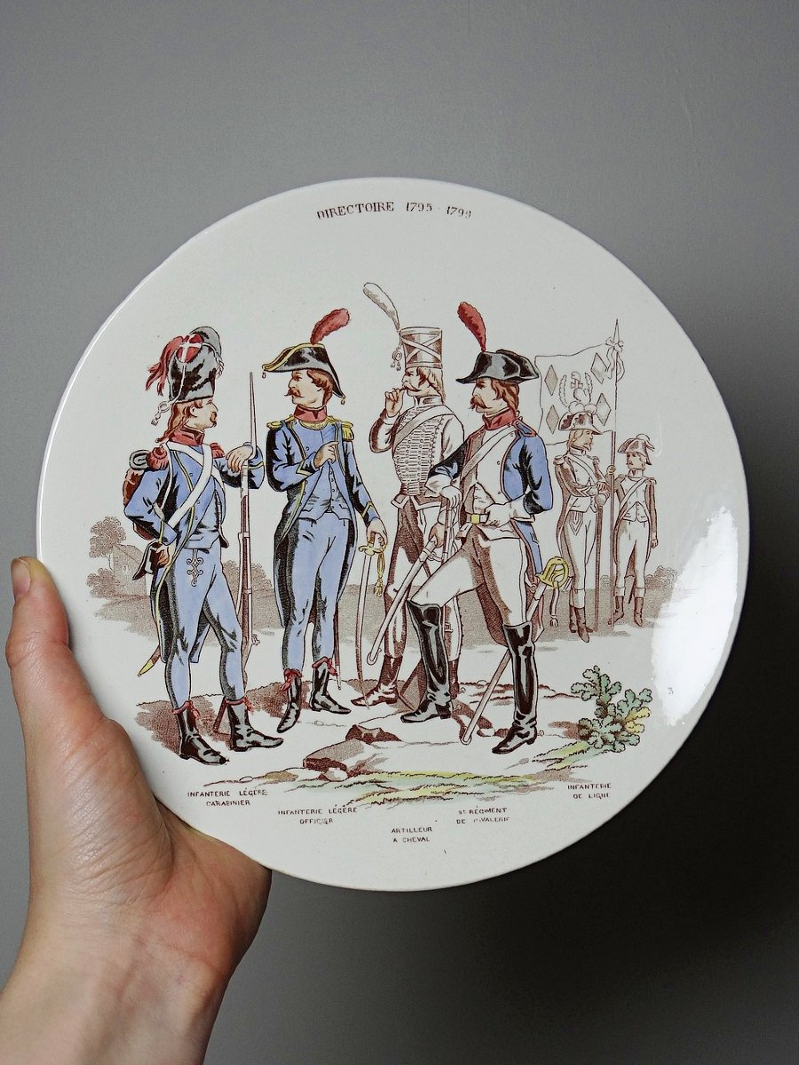 Set Of 5 Antique Sarreguemines Earthenware Wall Plates With Polychrome Military Decoration-photo-3