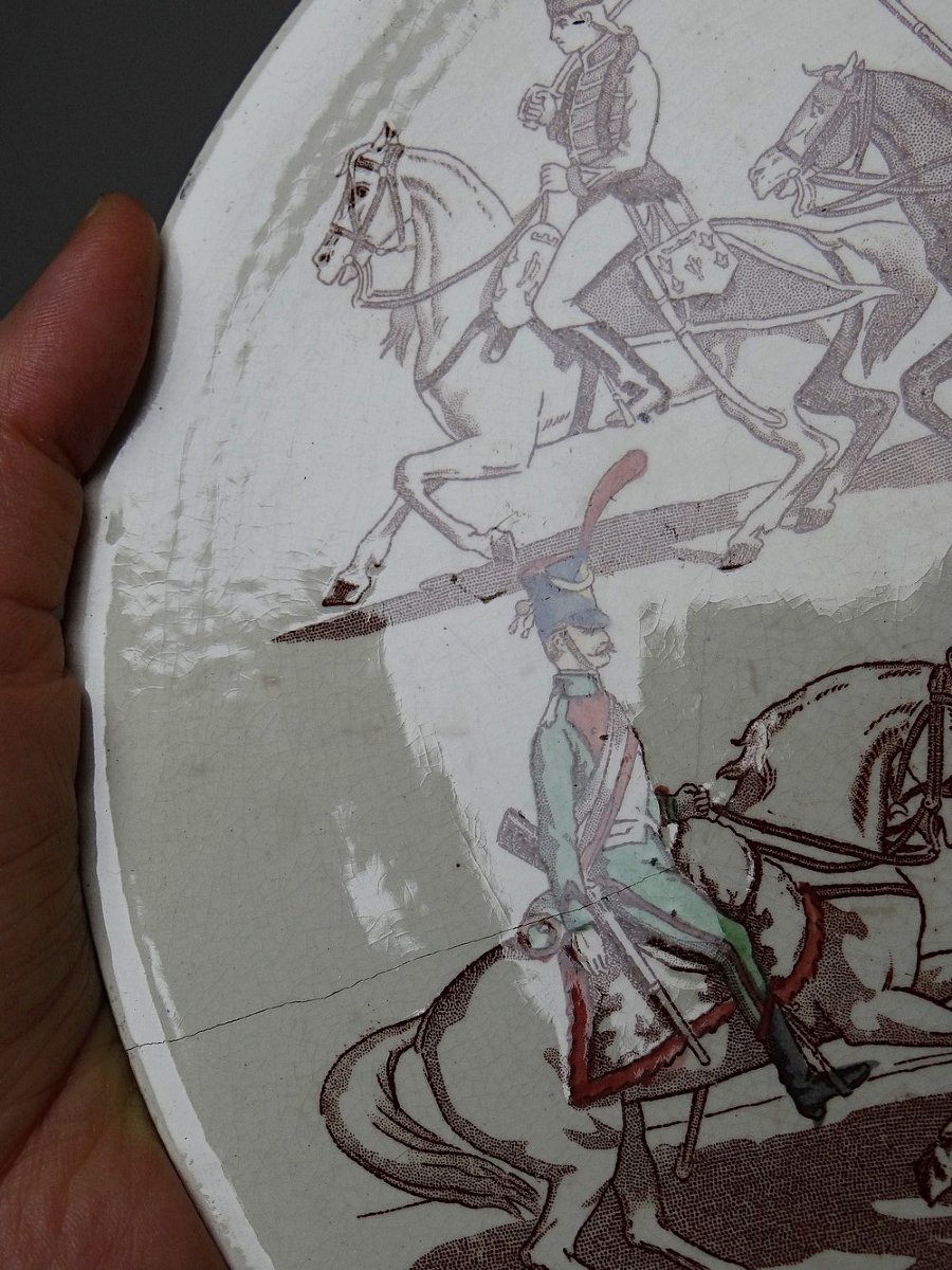 Set Of 5 Antique Sarreguemines Earthenware Wall Plates With Polychrome Military Decoration-photo-7