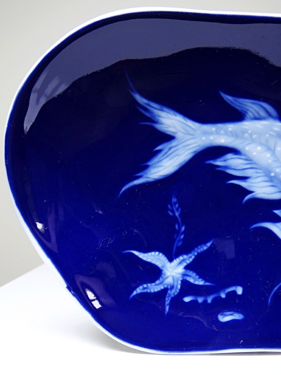 Limoges Blue Enameled Porcelain Pocket With Japanese Fish Design-photo-2