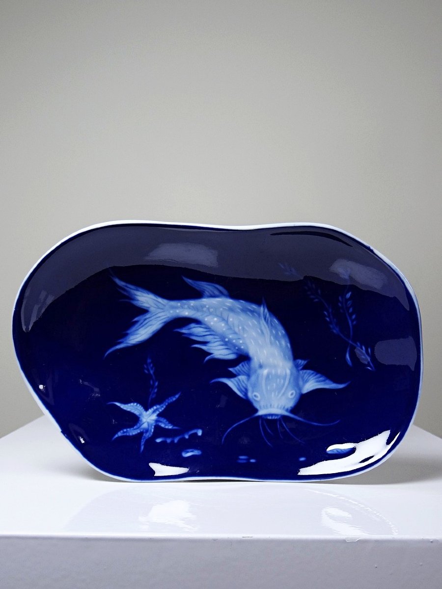 Limoges Blue Enameled Porcelain Pocket With Japanese Fish Design-photo-1