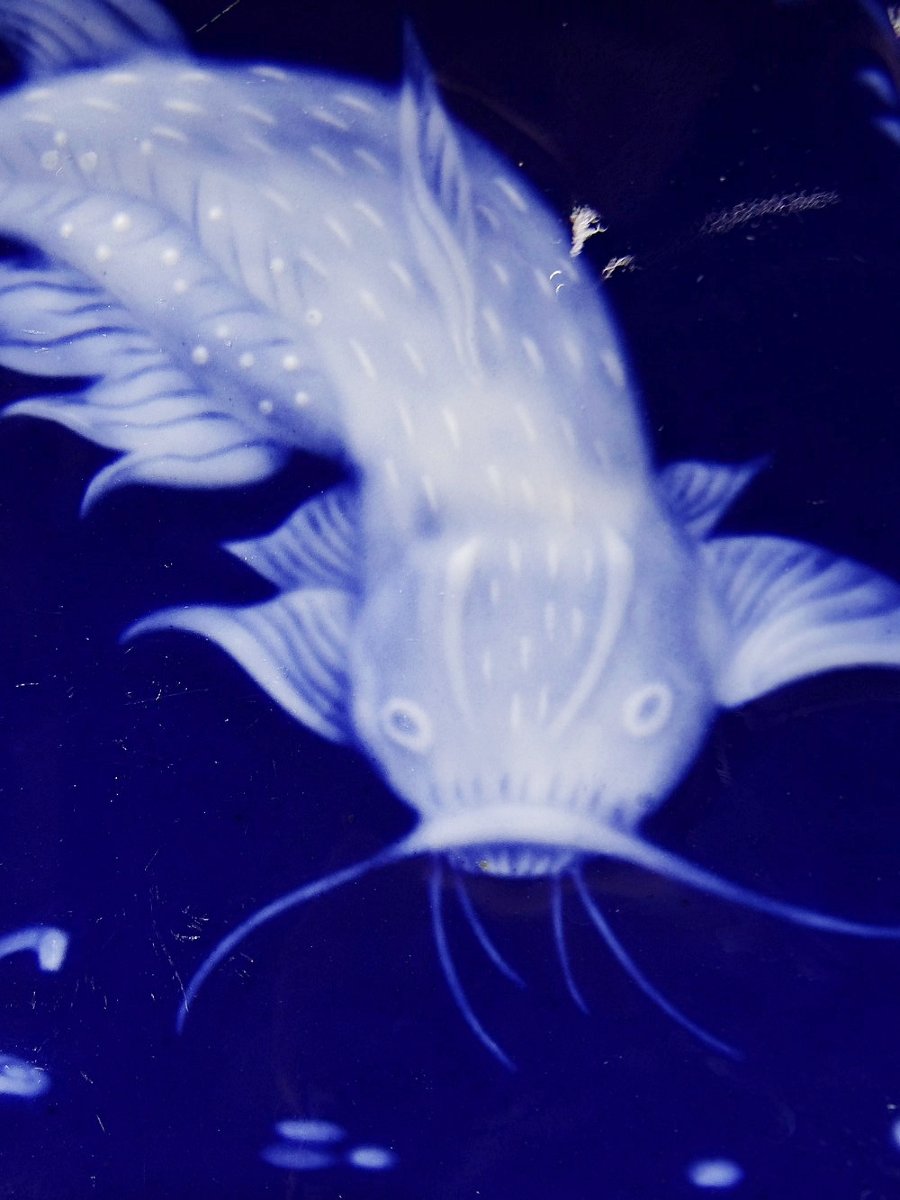 Limoges Blue Enameled Porcelain Pocket With Japanese Fish Design-photo-3