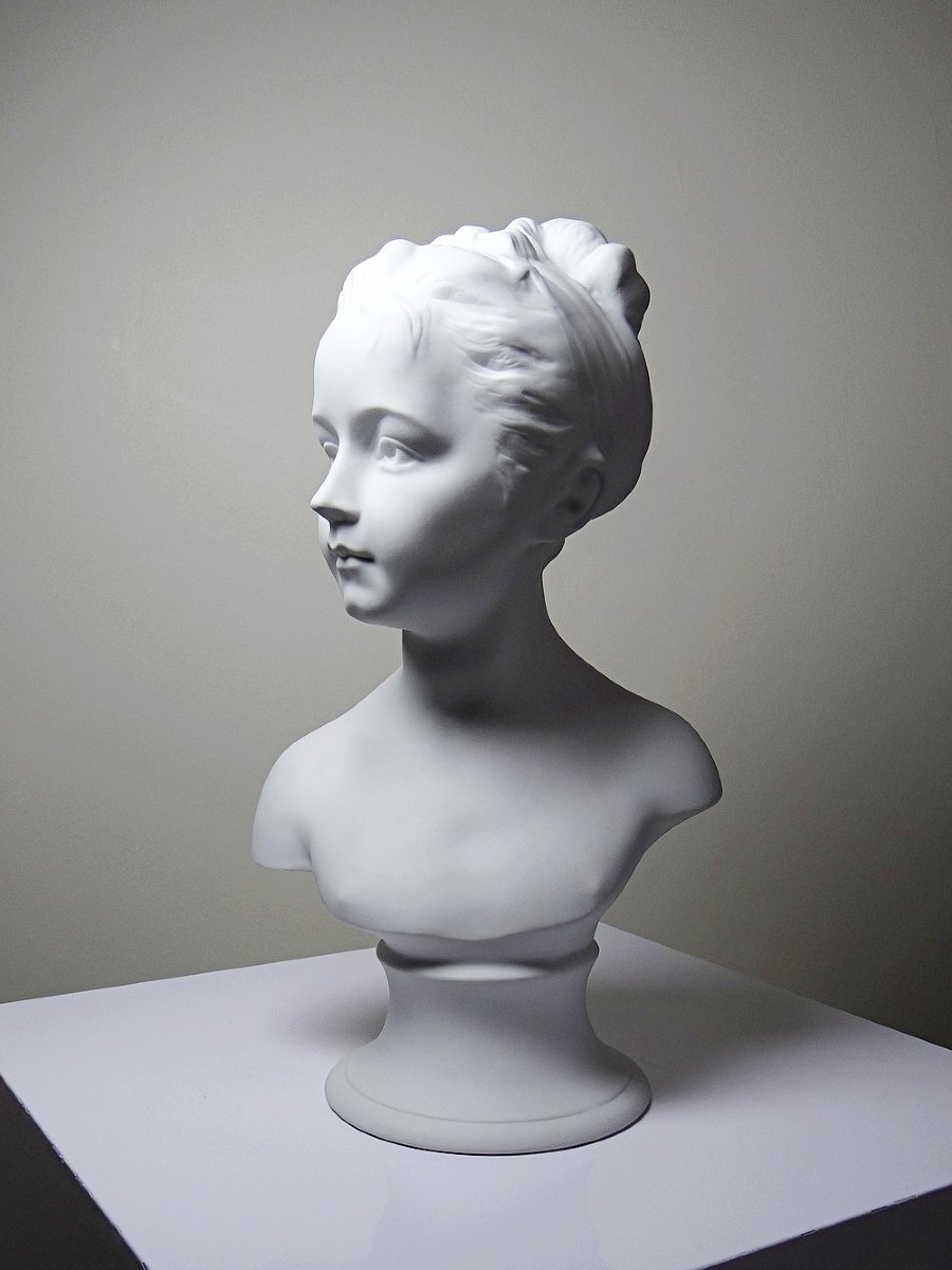 Uste Louise Brongniard After Houdon, White Cookie Tharaud Limoges 20th Century-photo-2