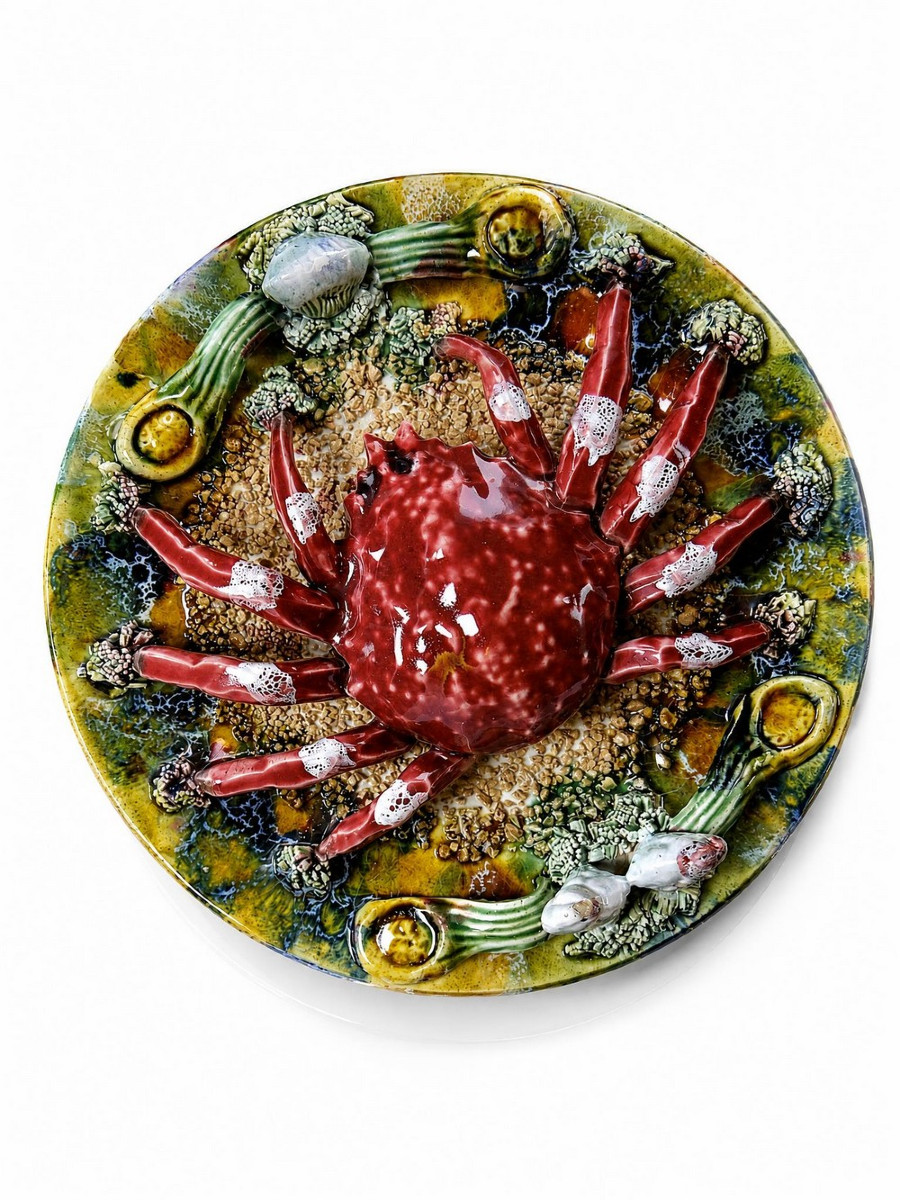 Assiette barbotine crabe trompe-l’œil Caldas da Rainha Portugal XXe