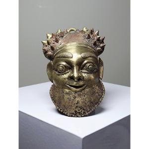 Petit masque d'Oba bronze doré Bamoun, Cameroun, vintage Afrique