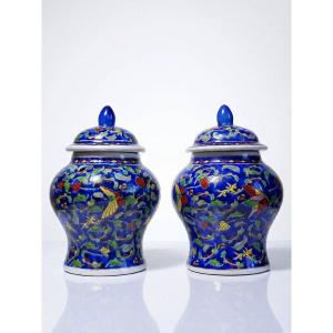 2 Chinese Ginger Jars, Hand-enameled Porcelain, 20th Century