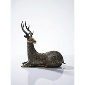 Decorative Reclining Deer Figure In Brass, Dhokra, India, Mid To Late 20th Century Craftsmanship 