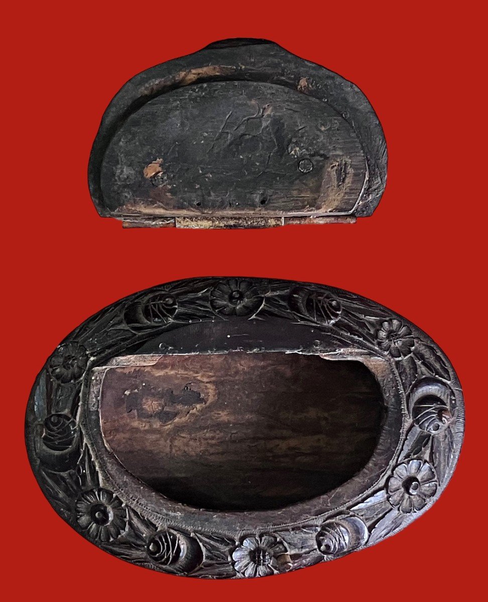 Corozo Snuff Box Decorated With Musical Instruments-photo-4