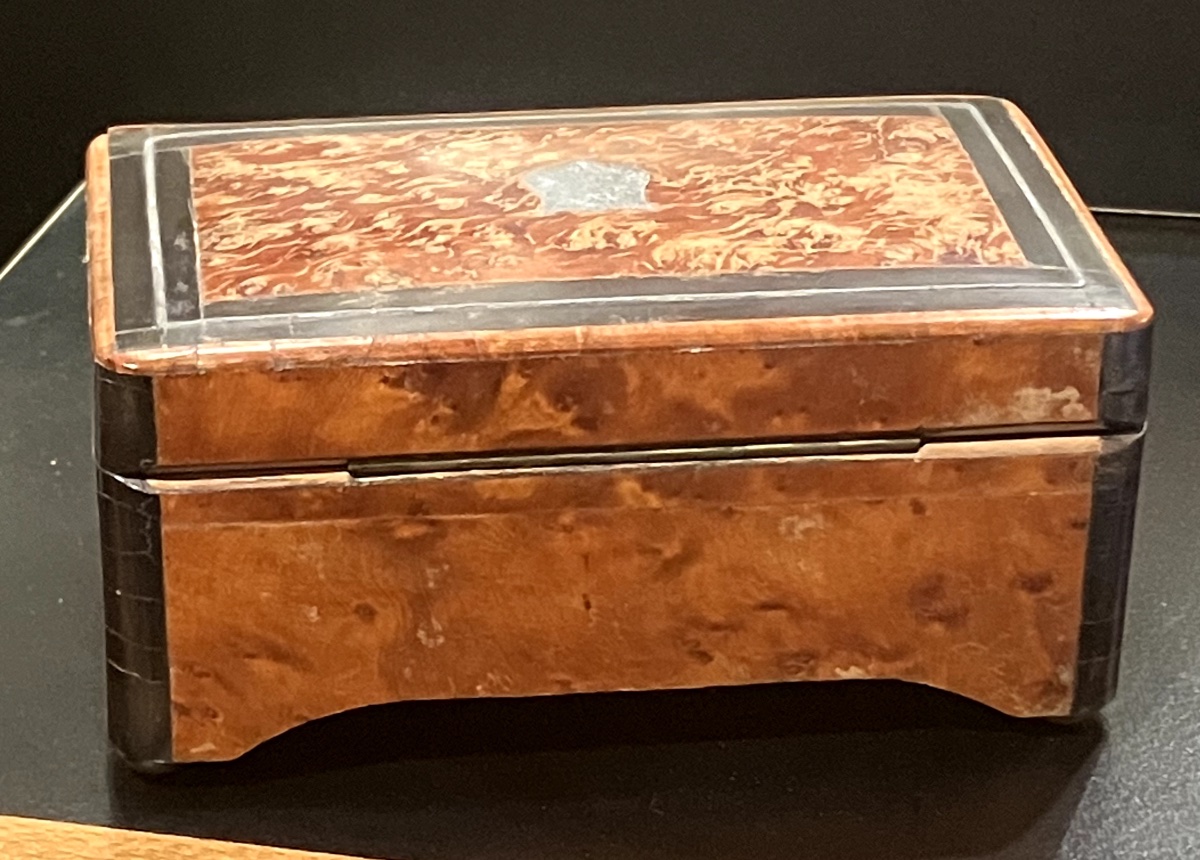 Late 19th-century Music Box-photo-3