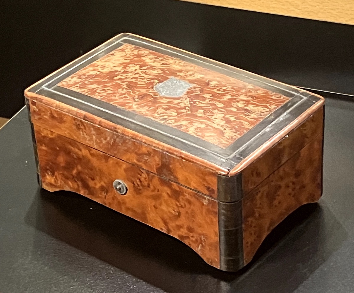 Late 19th-century Music Box