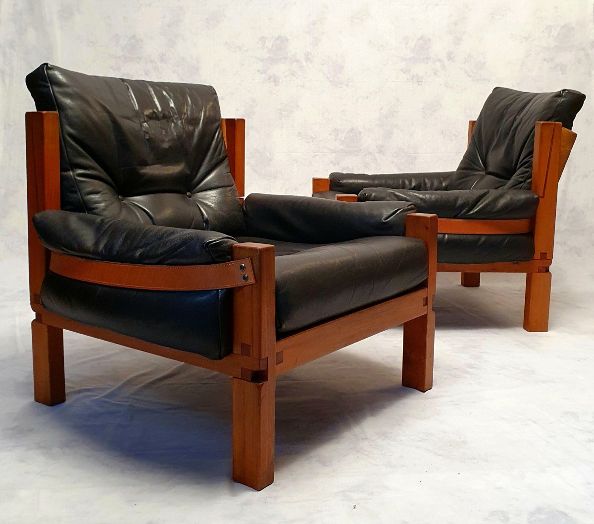 Paire De Fauteuils S15 De Pierre Chapo - Brutaliste - Orme & Cuir - Ca 1960