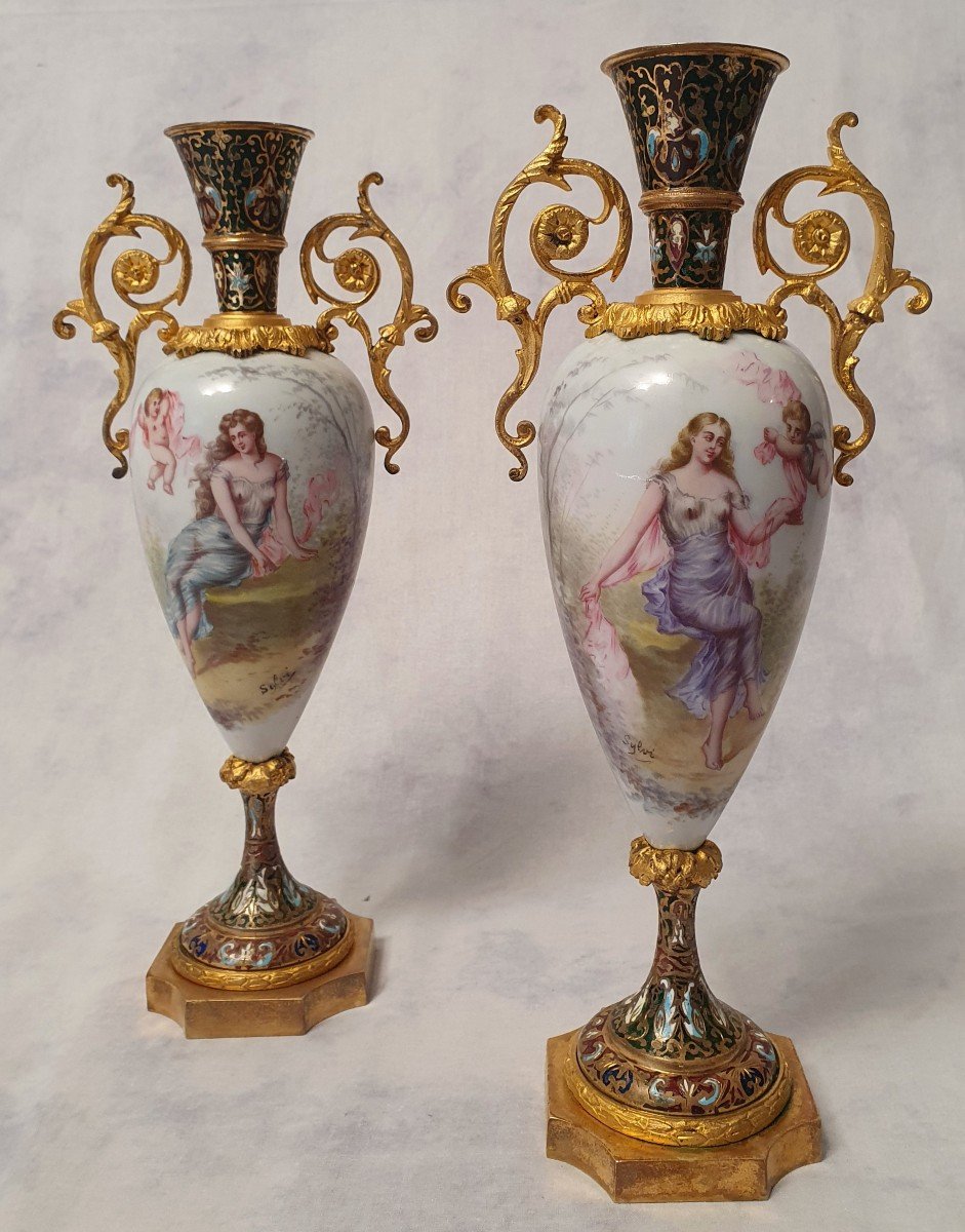 Paire De Vases Signés Sylvi – Porcelaine De Sèvres & Bronze Doré – 19ème-photo-3
