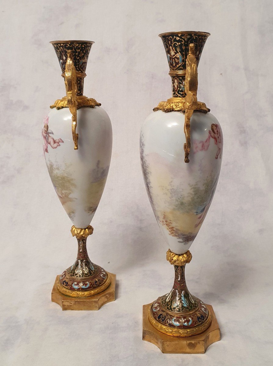 Paire De Vases Signés Sylvi – Porcelaine De Sèvres & Bronze Doré – 19ème-photo-1