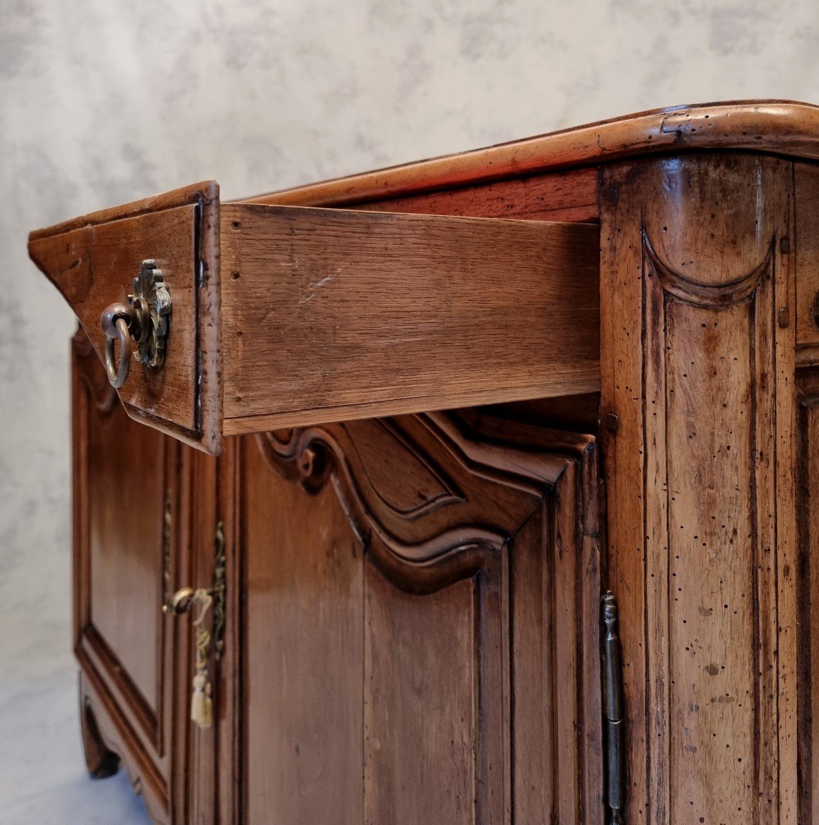 Hunting Buffet Louis XV Period - Molded Walnut - 18th-photo-7